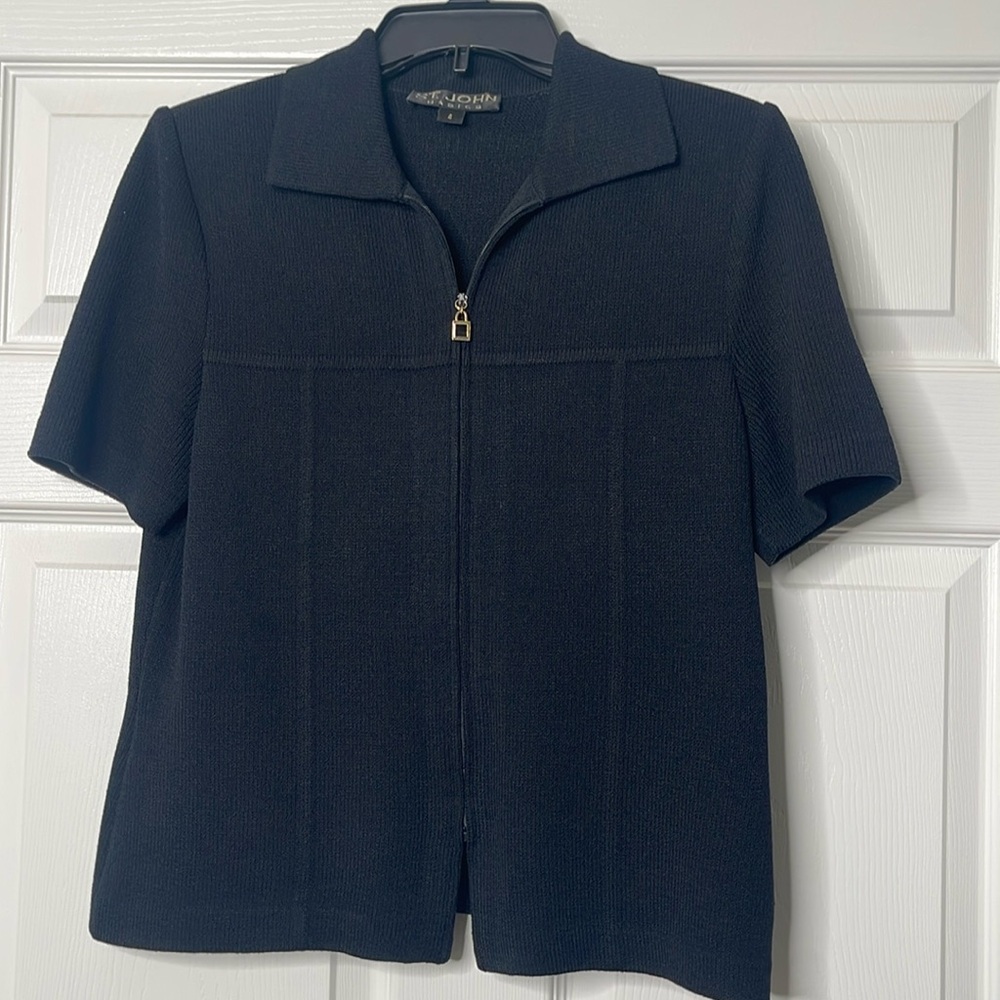 St. John Basics Zip-up short sleeve Top